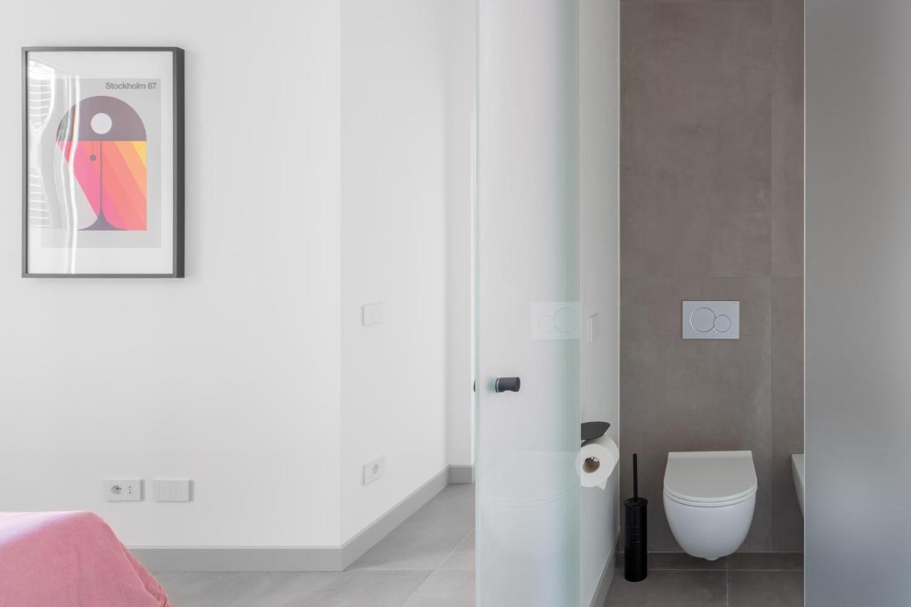 Twin Flowers Apartment In San Giovanni Roma Exterior foto